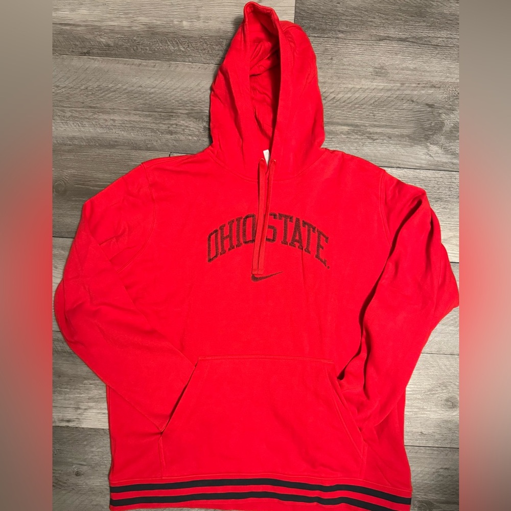 Ohio State Buckeyes Nike Distressed Sketch Retro Fitted Pullover